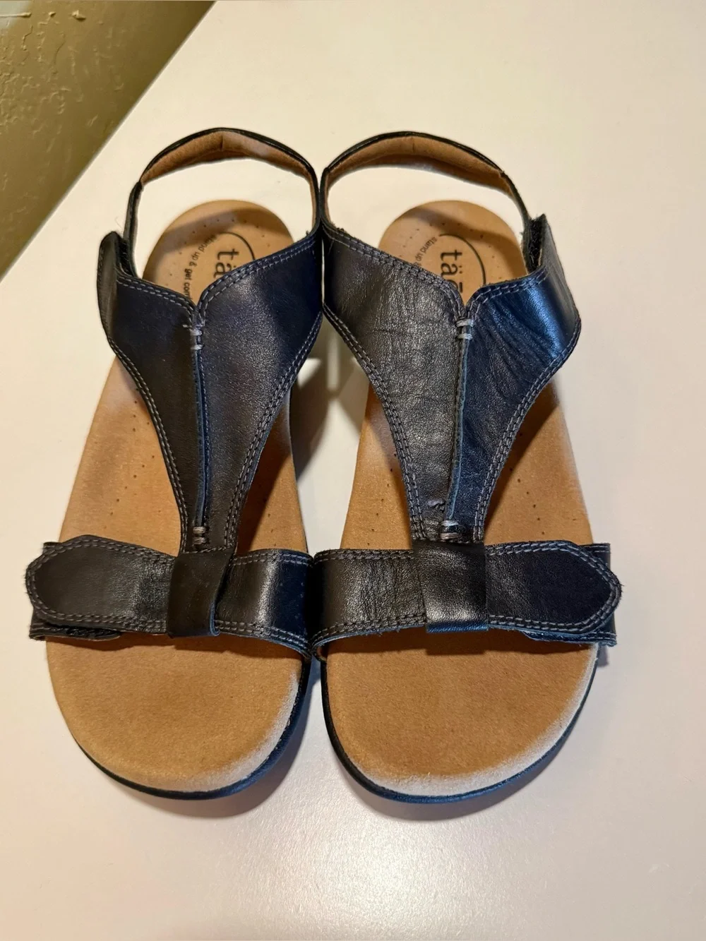 Taos The Show Sandals Size 9